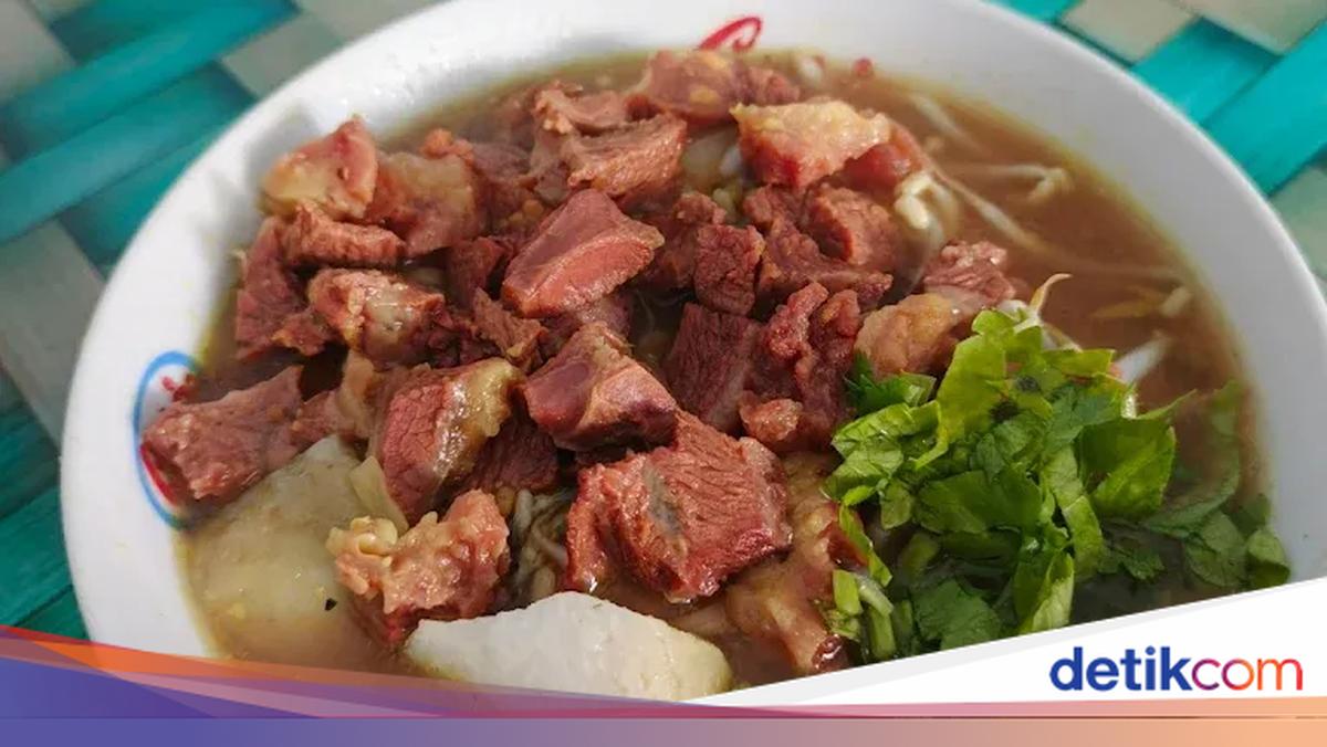 Soto Alfi: Santapan Hangat yang Menyatu dengan Jiwa Cilacap